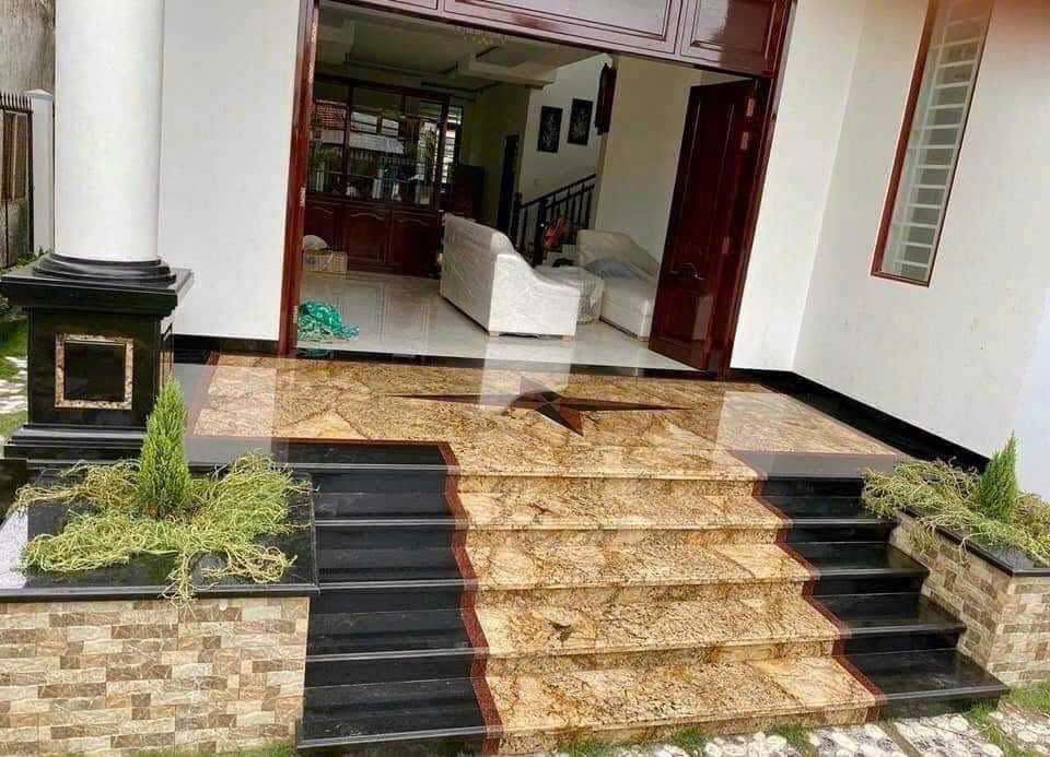 Cầu Thang Đá Onyx Vàng