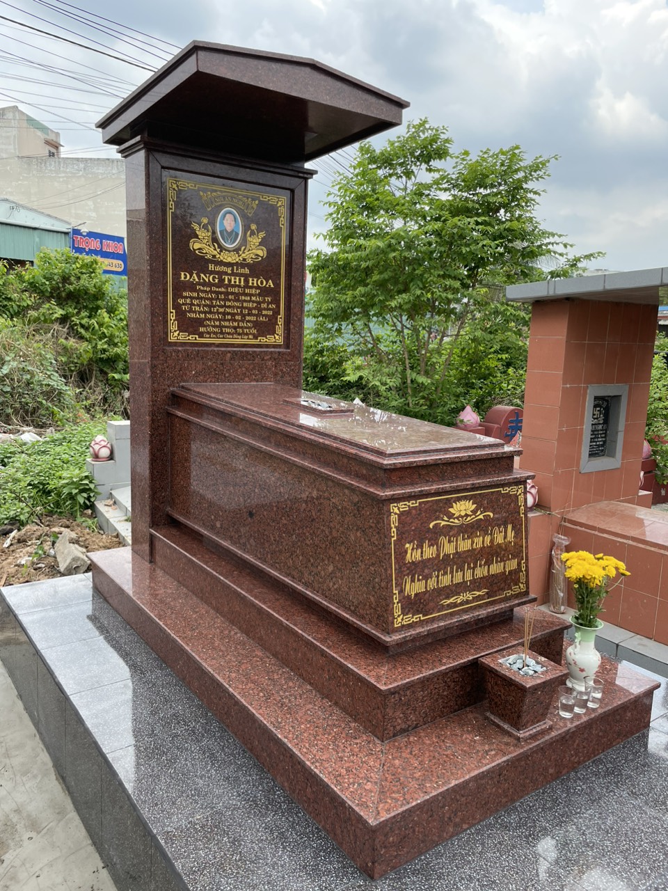 Mộ Đá Hoa Cương Phong Thủy