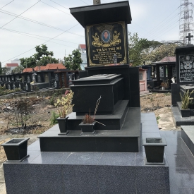 Mộ Đá Hoa Cương 4